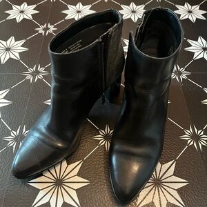 Rockport Total Motion Black Leather Block Heel Ankle Boots